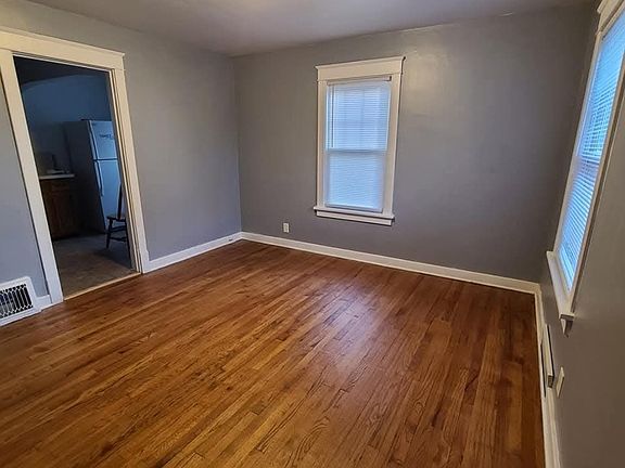 3rd image of 2053 Medford Ave