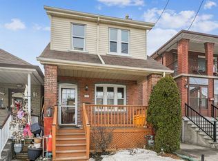 101 Rogers Rd, Toronto, ON M6E1P4