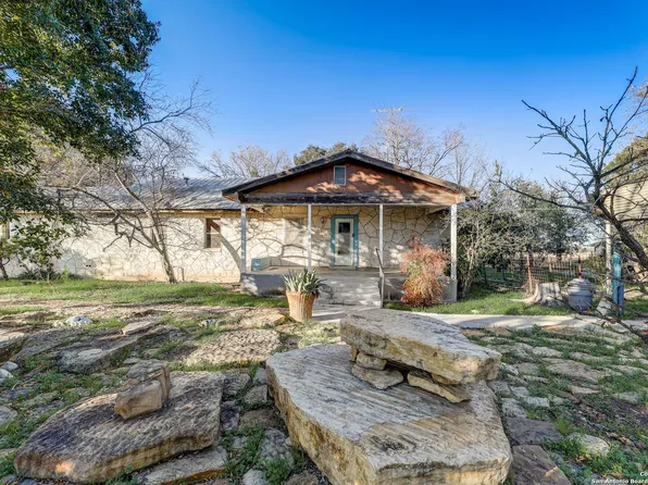 1541 Fm 2676, Hondo, TX 78861