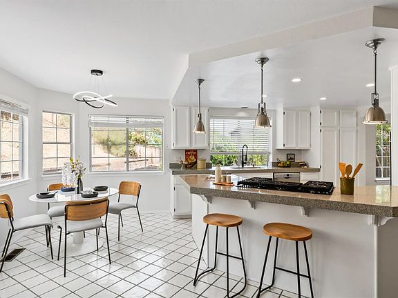 5th image of 1252 B Street