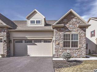 108 Crest Vw, Carlisle, PA 17013