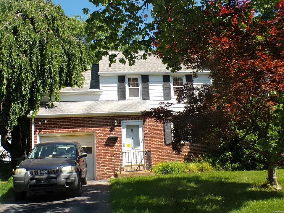 1st image of 411 Goodley Rd