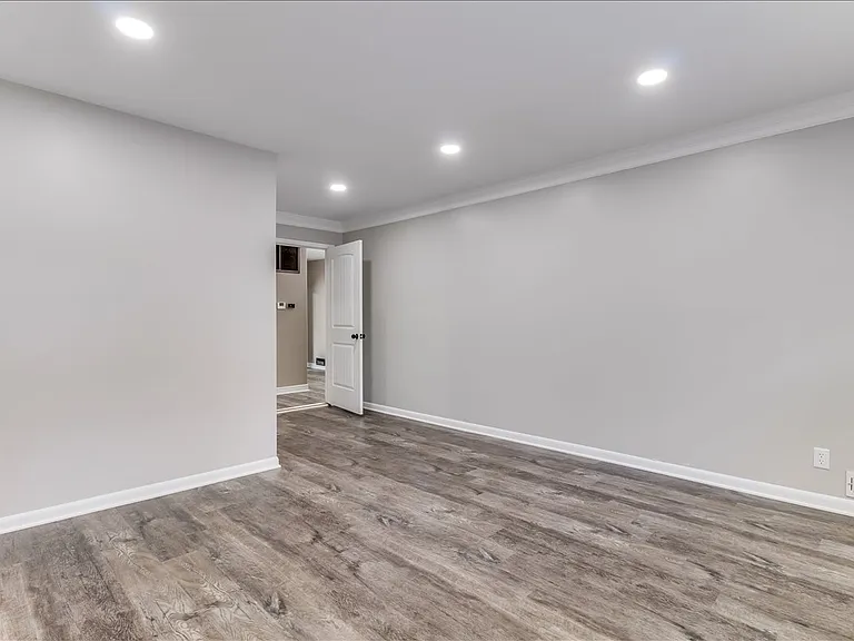 720 N Stratford Ln — Photo 42