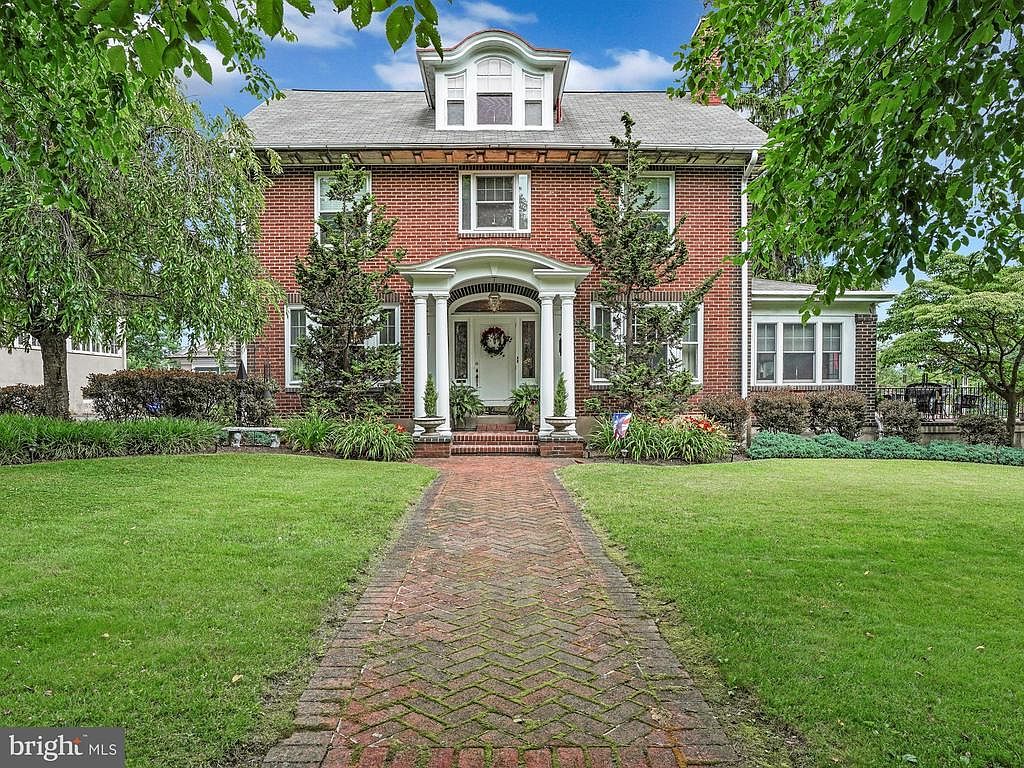 1400 Mahantongo St, Pottsville, PA 17901 Zillow