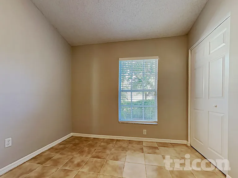 4708 Kilkenny Dr — Photo 4