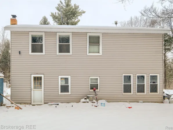 3838 W Burnside Rd, Otter Lake, MI 48464