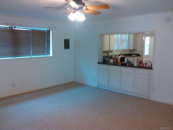 3rd image of 315 Federal Dr