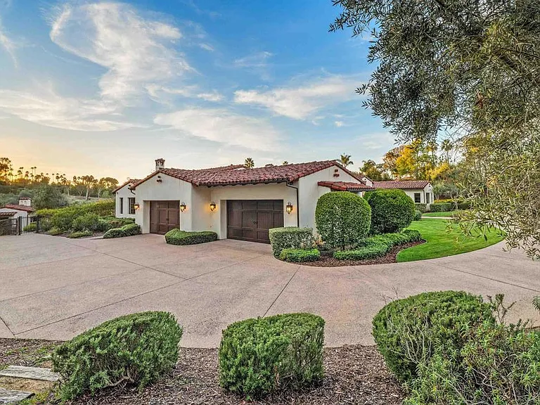 6870 La Valle Plateada — Photo 36