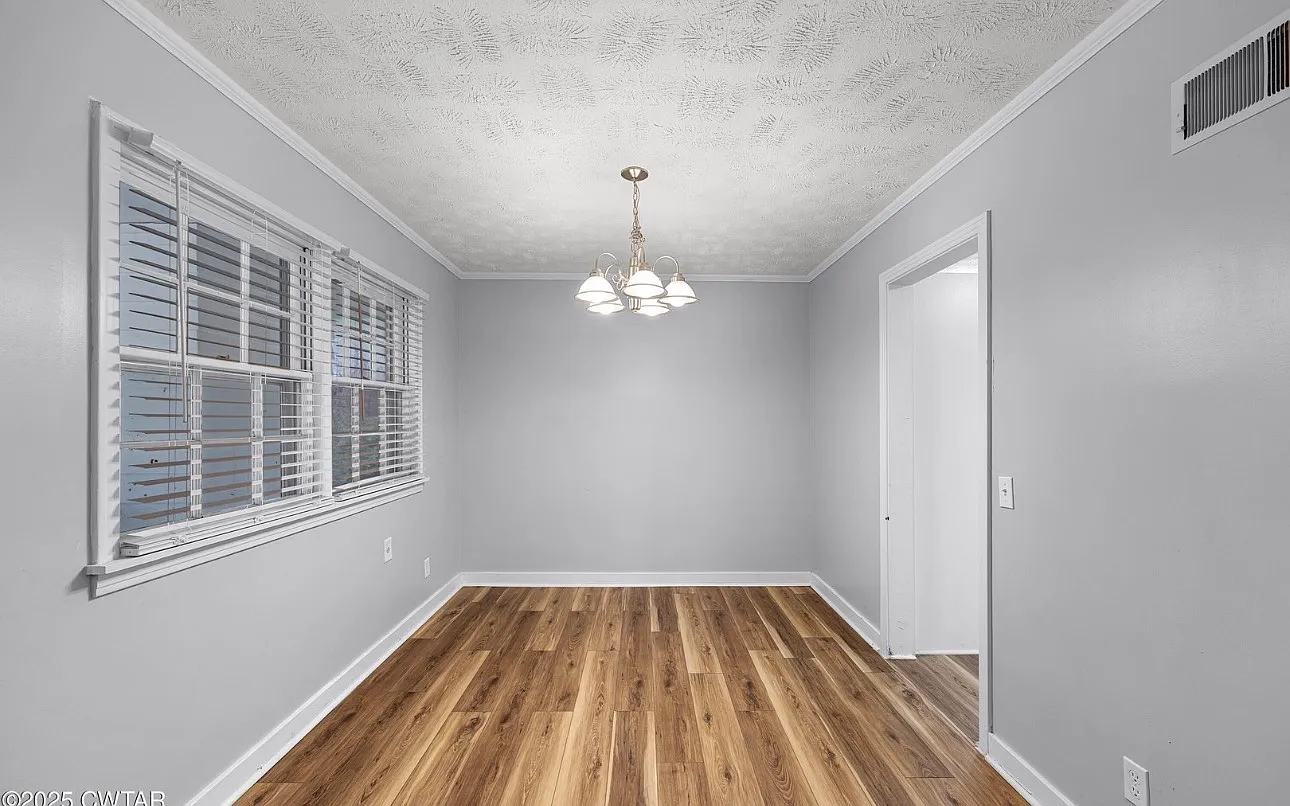 3 bed, 1639 sqft, $2,000 — Photo 3