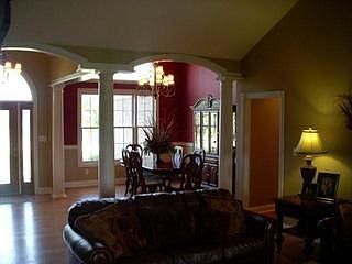 2nd image of 113 Cynthia Lynn Dr
