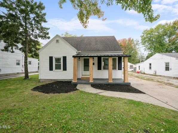 407 N Grove St, Walbridge, OH 43465