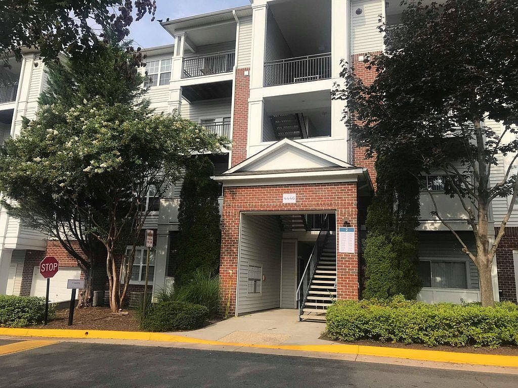 4448 Oakdale Crescent Ct, Fairfax, VA 22030 Zillow