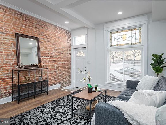 2nd image of 217 S Ellwood Ave
