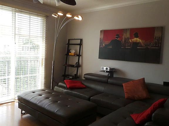3rd image of 580 S Sapodilla Ave APT 303