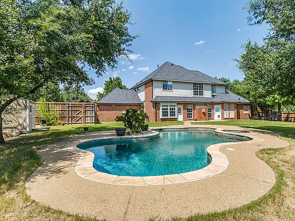 4th image of 2505 Russwood Dr