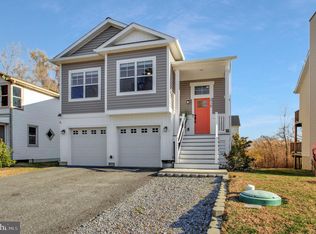 3729 Beach Drive Blvd, Edgewater, MD 21037