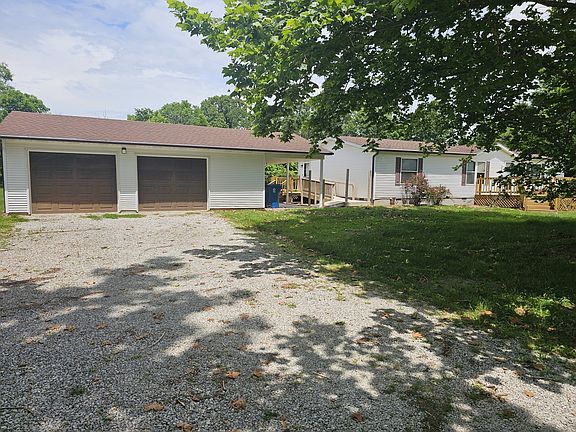 3rd image of 14230 E Windsong Rd