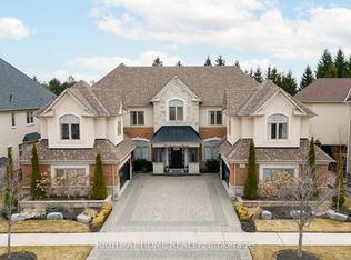 55 Burlwood Rd, Brampton, ON L6P4E7