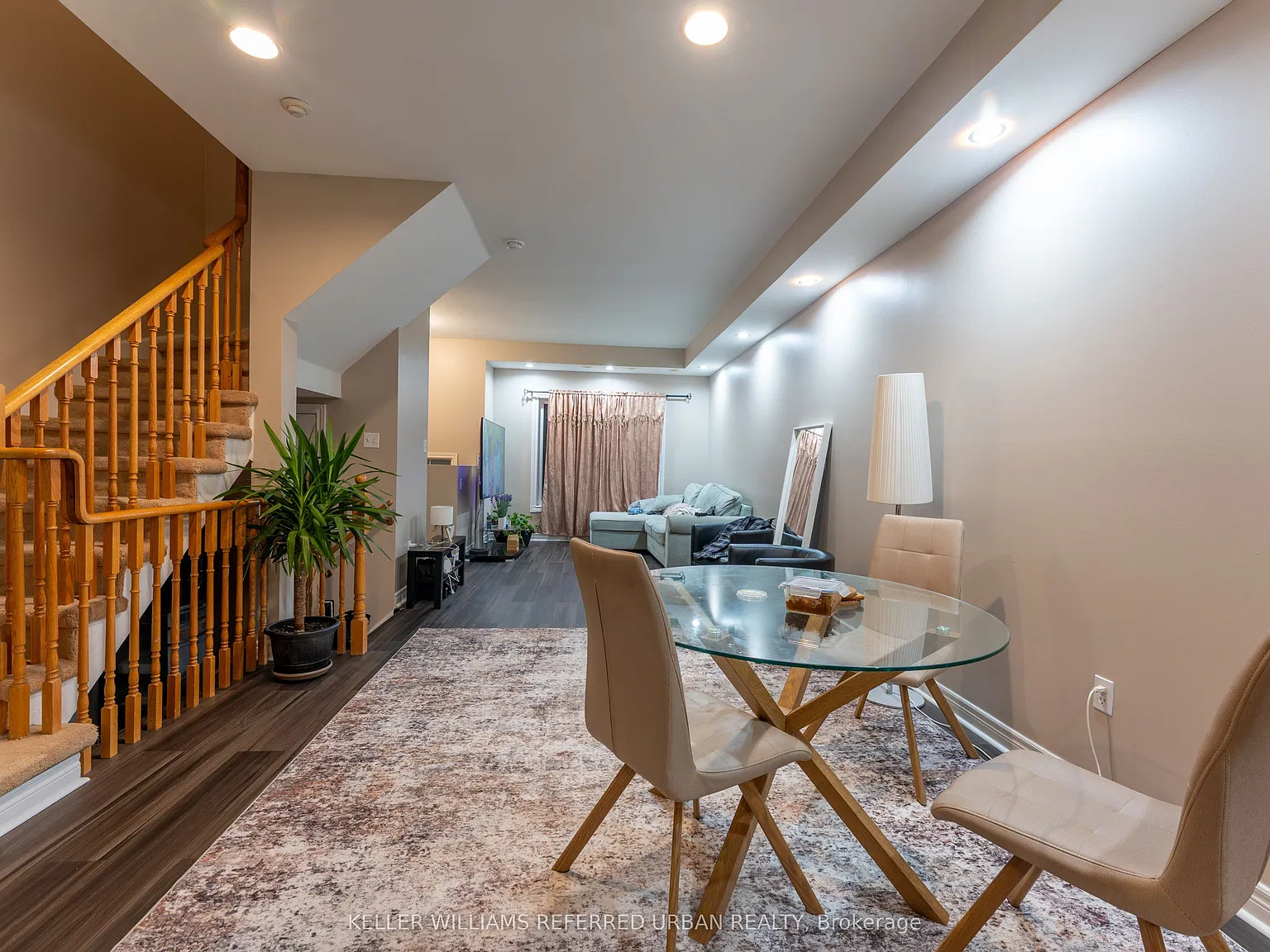 3 bed, $3,000 — Photo 4