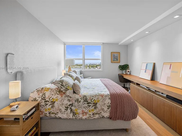 650 West Ave #908 — Photo 15