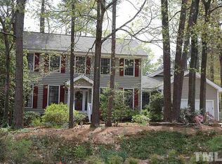 6611 Glen Forrest Dr, Chapel Hill, NC 27517