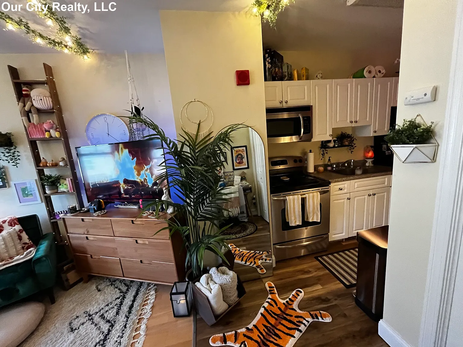 Studio, 1.0 bath, $2,350 — Photo 4