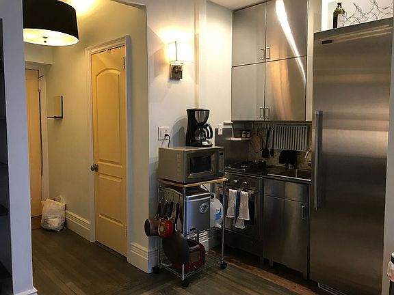 5th image of 317 E 18th St APT 3B