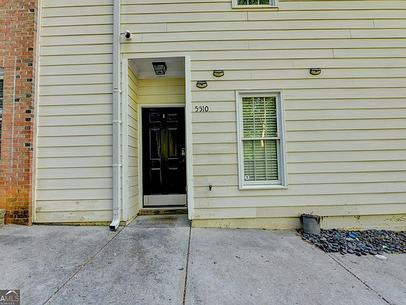 3rd image of 5510 Stonewood Ct