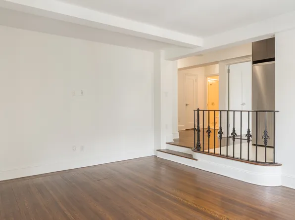 501 West 113th Street 1702 image 1 of 7