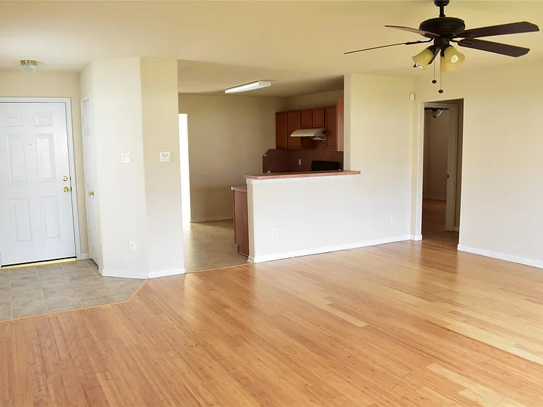 3610 Barkers Crossing Ave — Photo 5