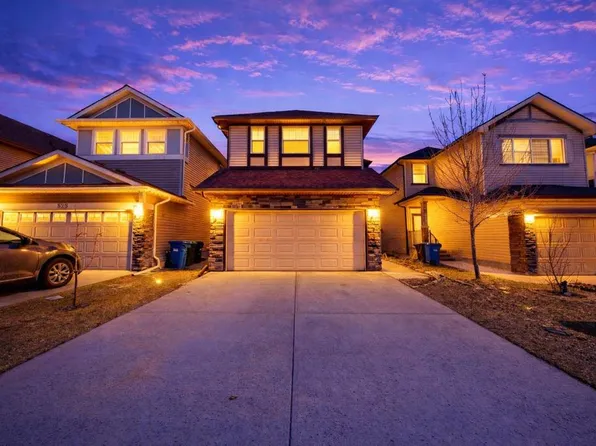 529 S Saddlelake Dr NE, Calgary, AB T3J 0R8