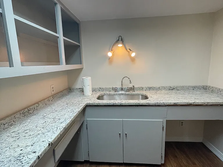 253 N Jackson St #5 — Photo 14