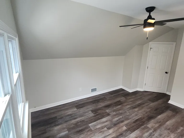 36 Liberty Ave — Photo 26