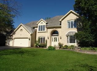 2433 Rivermist Ct, Naperville, IL 60565