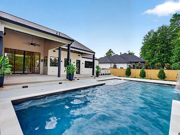 2nd image of 7607 Lakeside Ln