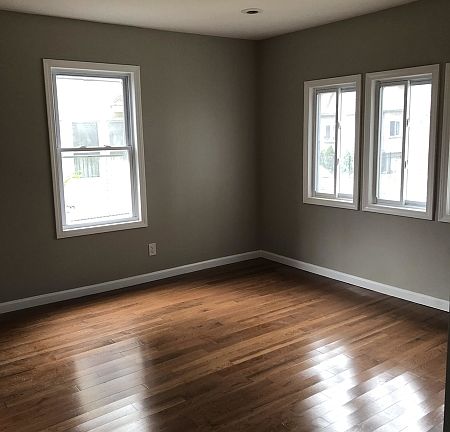 5th image of 48 Telford St
