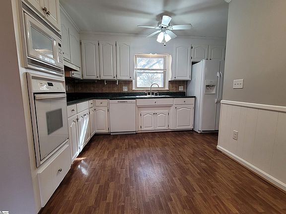 4th image of 104 Woodcliff Ct