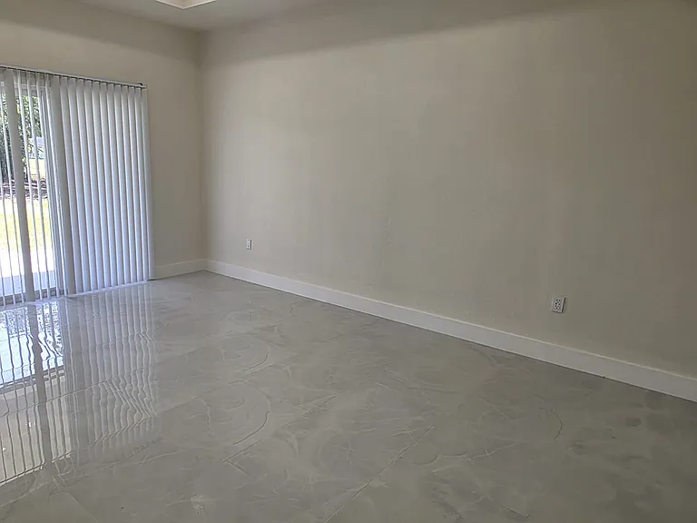 733 Dudley Ave S #733 — Photo 21