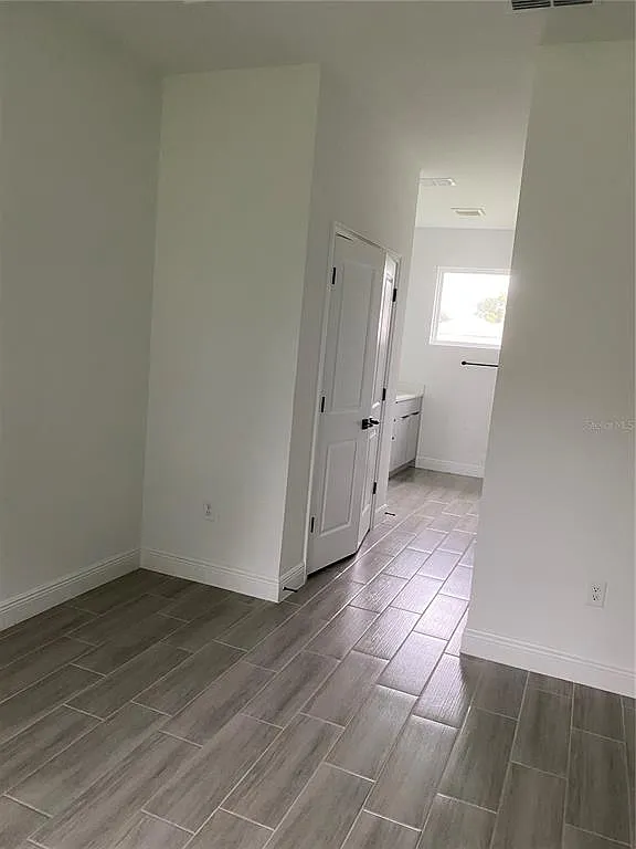 4 bed, 2.0 bath, 1659 sqft, $1,900 — Photo 4