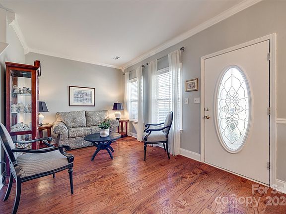 3rd image of 4911 Stowe Derby Dr