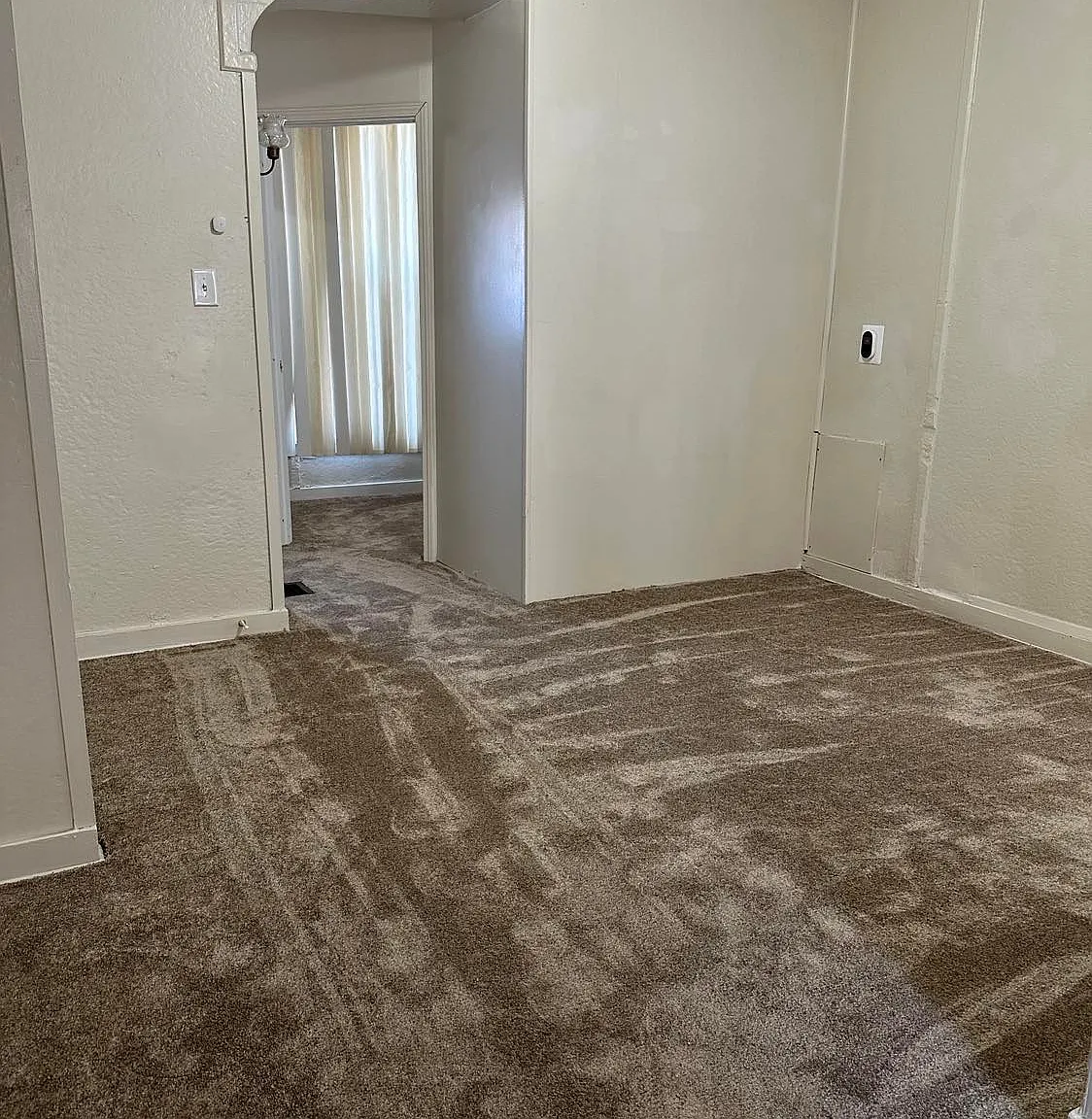601 E Reed - 2 — Photo 1