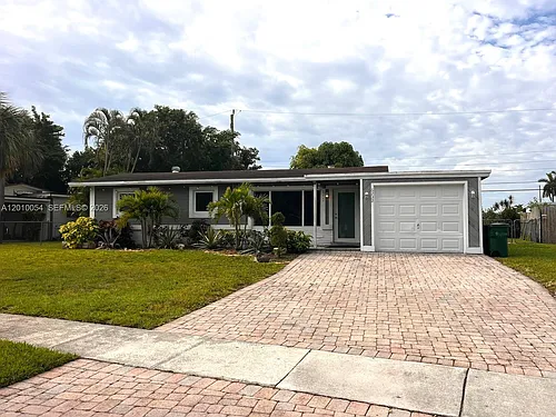 6232 NW 15th Ct Photo 1