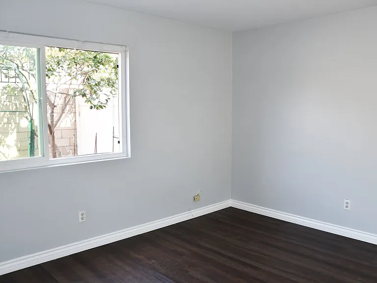 660 S Glassell St #107 — Photo 11