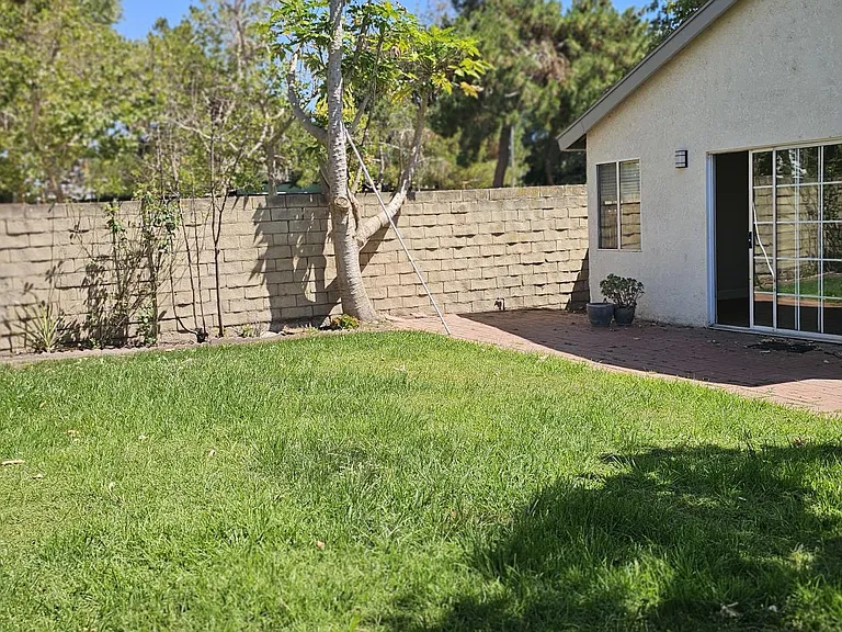 4551 Parkglen Cir — Photo 46