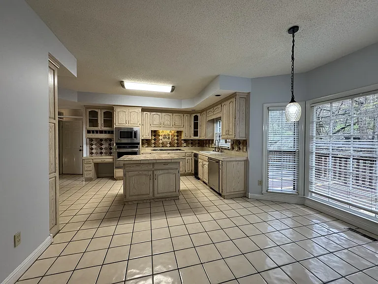 7595 Foxfire Dr SE — Photo 13