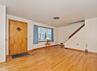 3535 W Melrose St, Chicago, IL 60618