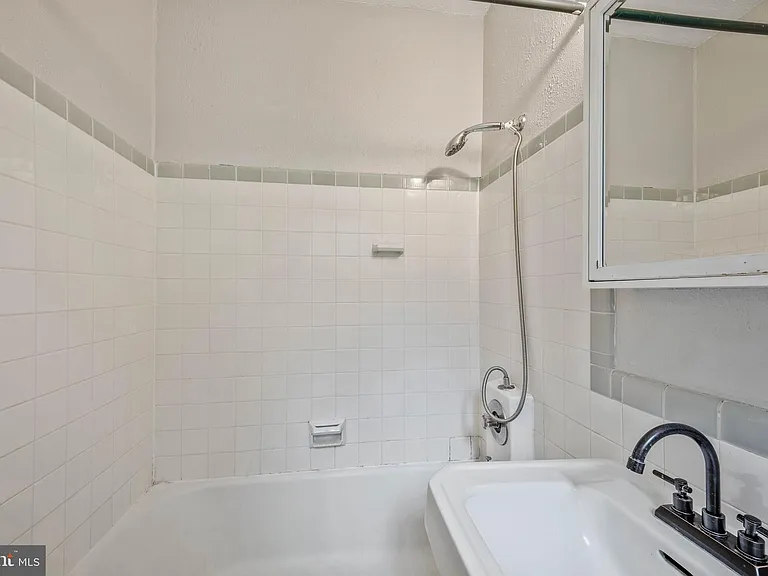 1210 Martha Custis Dr #503 — Photo 11
