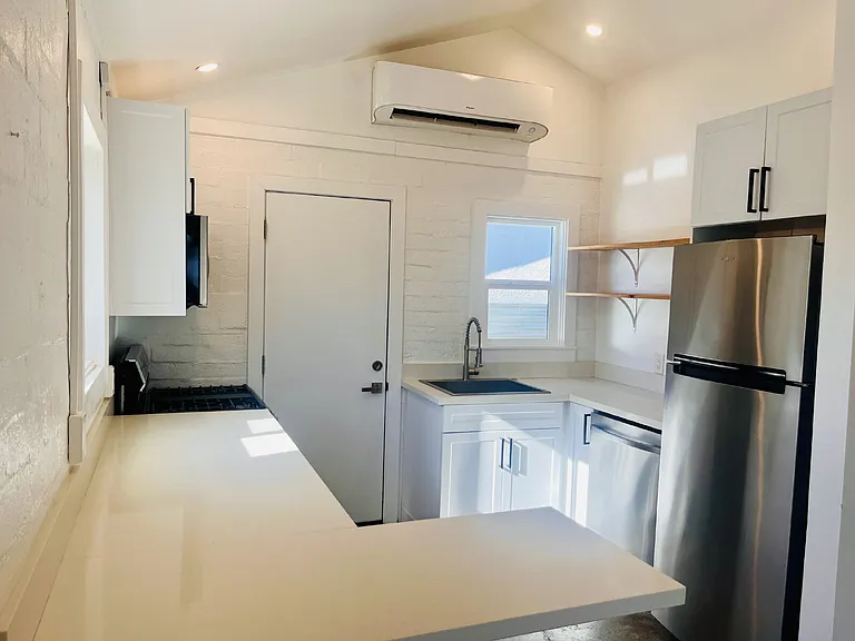 61986 Desert Air Rd — Photo 10