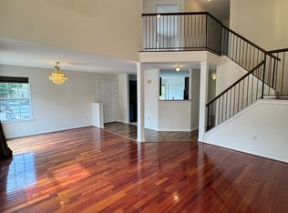 305 Cobblestone Ct, Monmouth Junction, NJ