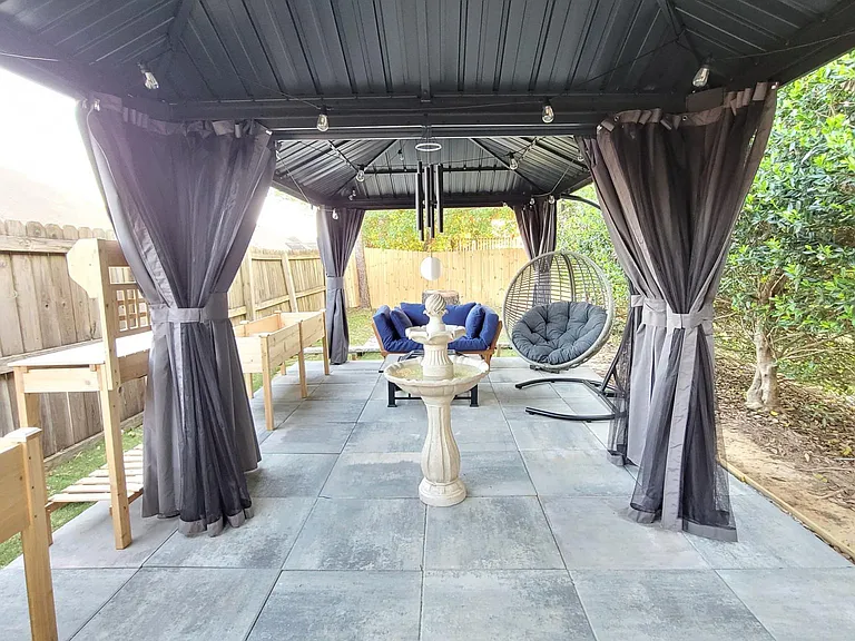 610 Coleman Way — Photo 15
